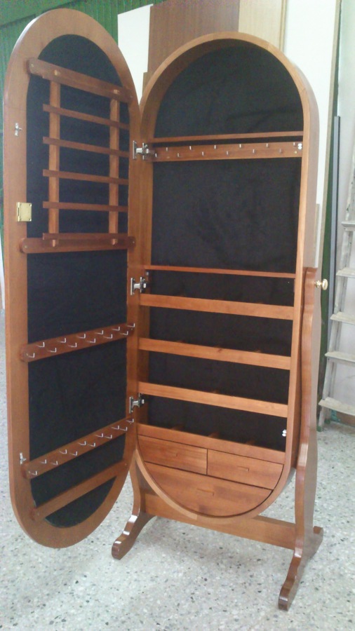 Espejo joyero abierto