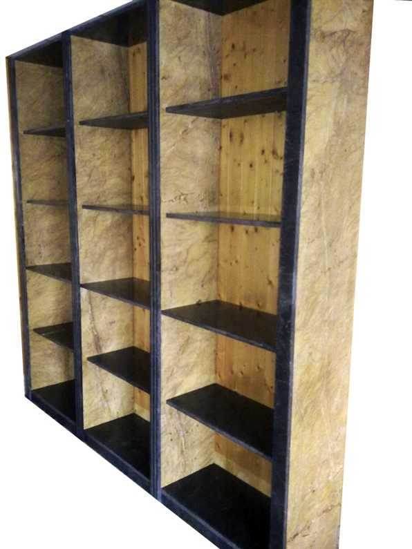 Estanteria sujeta a pared en Marmoles Indalo y Ruivina