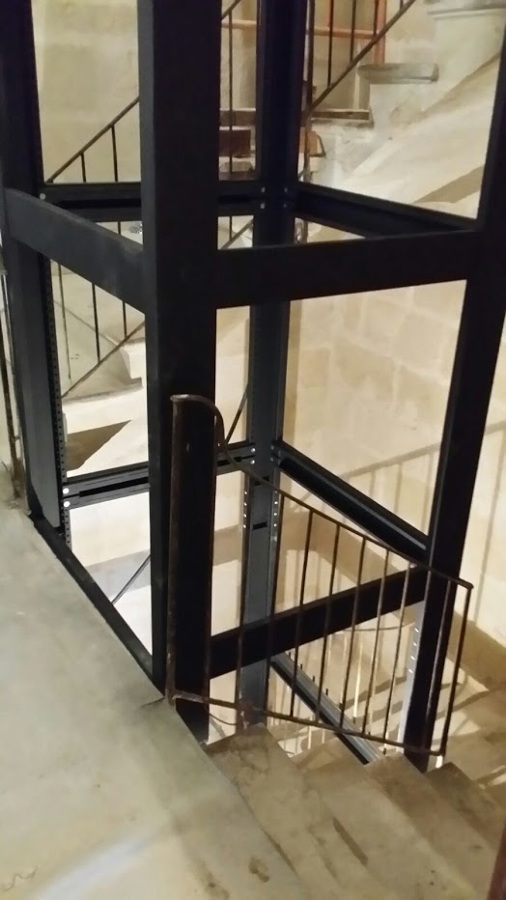 ESTRUCTURA PARA HUECOS DE ESCALERA