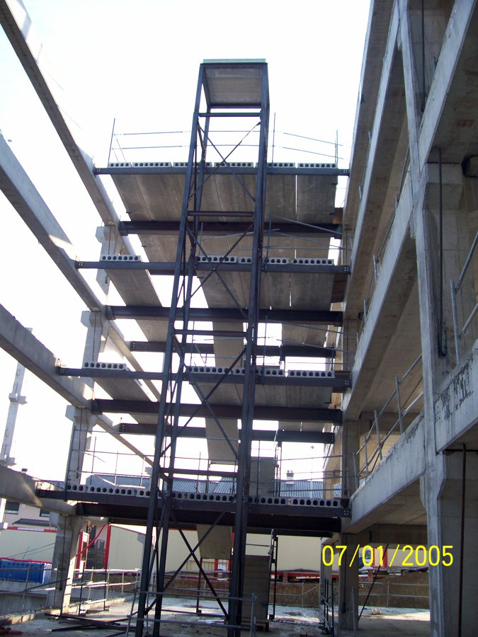 Estructura mecanizada para ascendores.