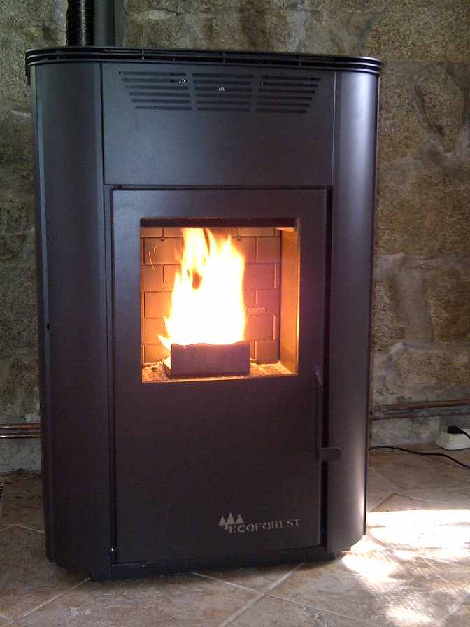 Estufa instalada en chalet en Madrid