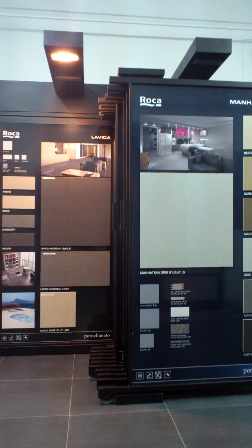 Expositor de Cerámicas de Foix