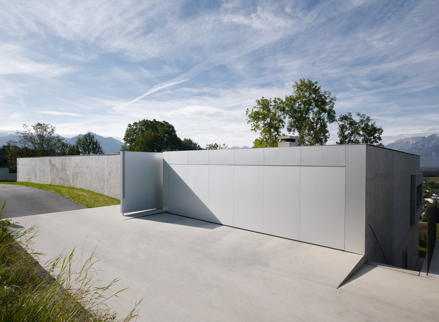 Pavimento exterior vivienda privada 