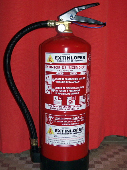 EXTINTOR DE POLVO ABC MOD. 6 KG