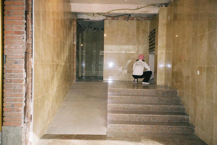 ACONDICIONAMIENTO DE PORTAL (3) IMPERMEABILIZACIONES LLANOS MACIAS