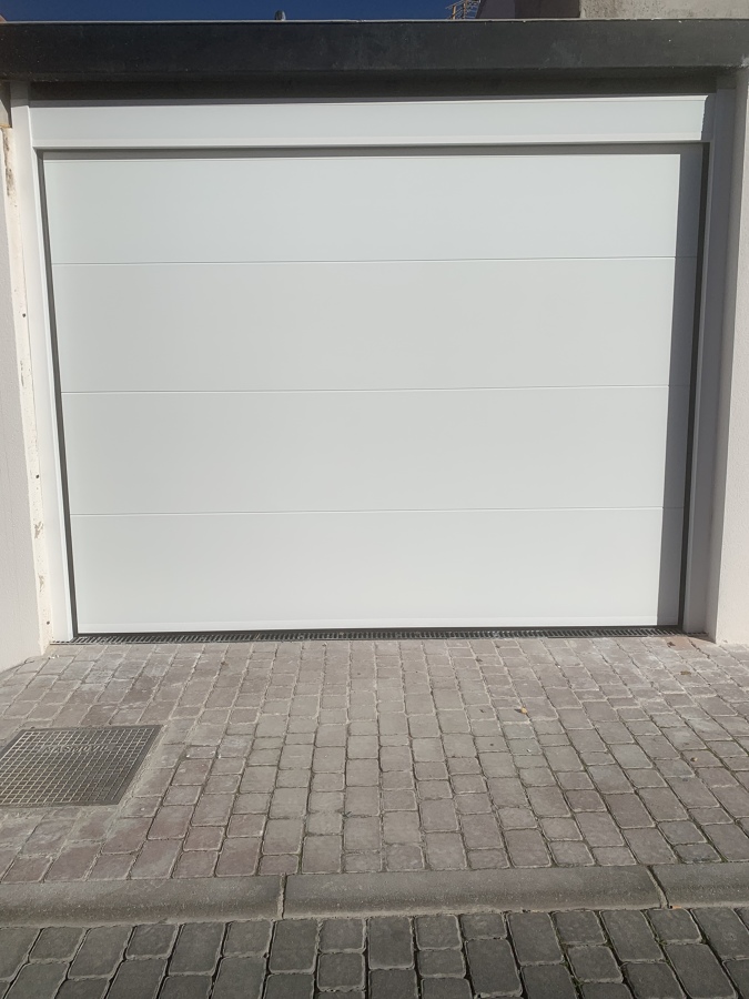 Puerta seccional comun