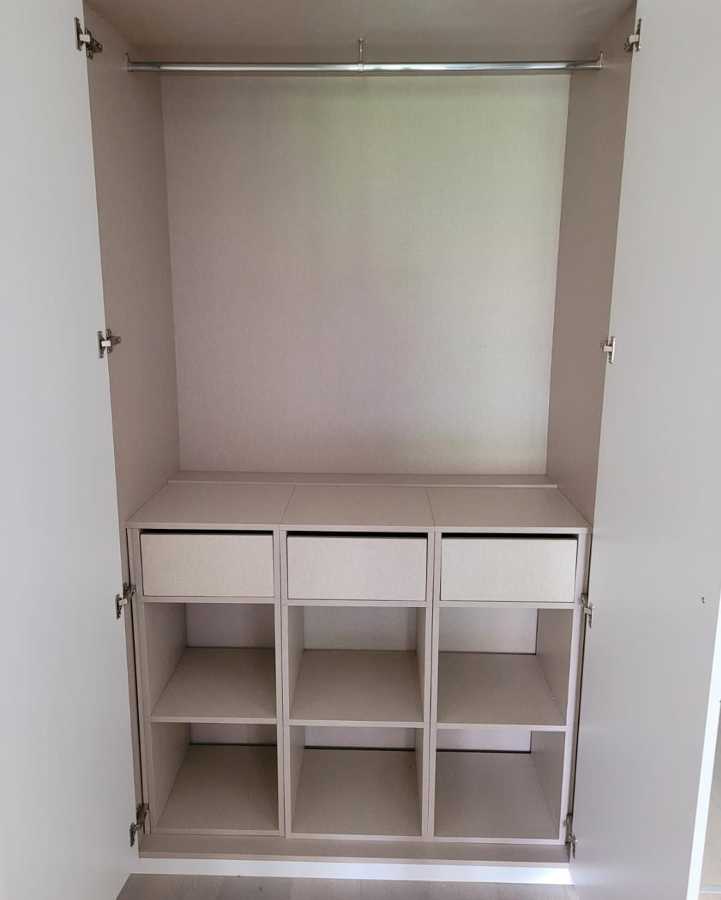 Zapateros con cajones superiores