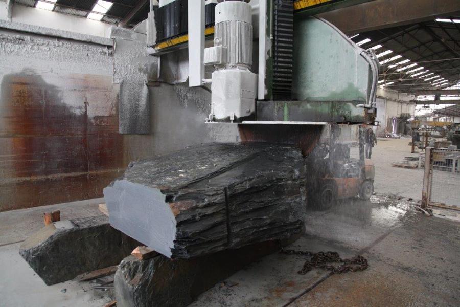 fabrica en Bernardos (Segovia)