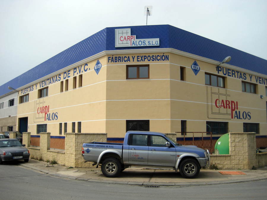 FACHADA DE LA FABRICA