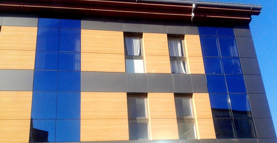 fachada edificio de viviendas