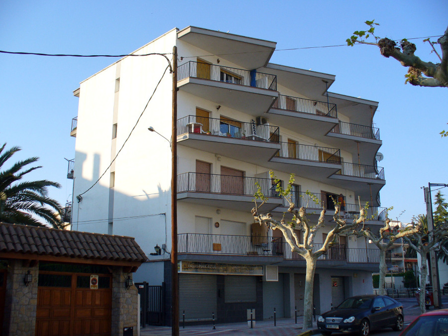 FACHADA EN CAMBRILS ANTES 1