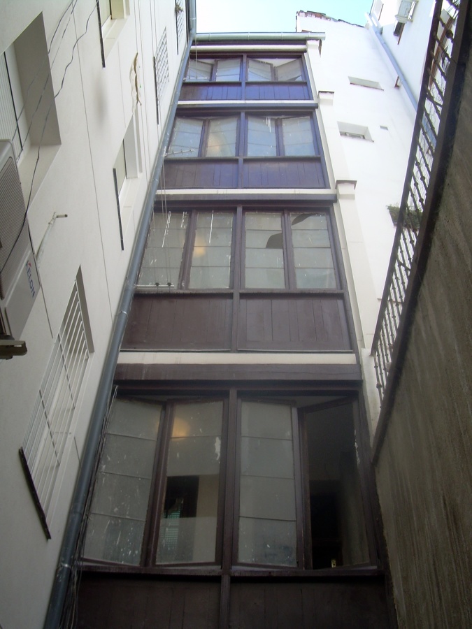 FACHADA INTERIOR ESCALERA 