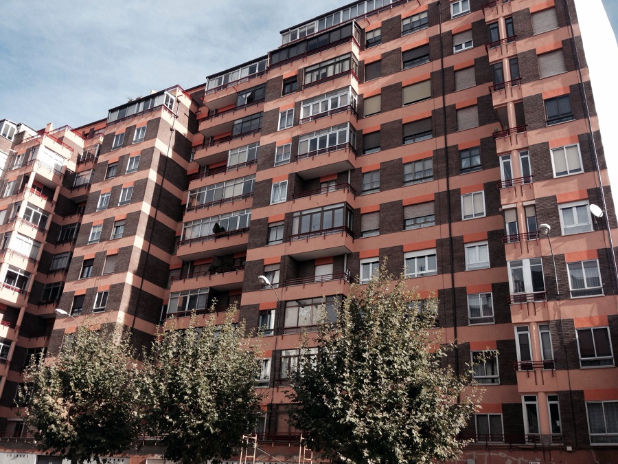 Fachada rehabilitada con mortero acrílico 