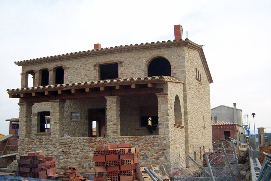 Fachada trasera casa de piedra, Obra nueva