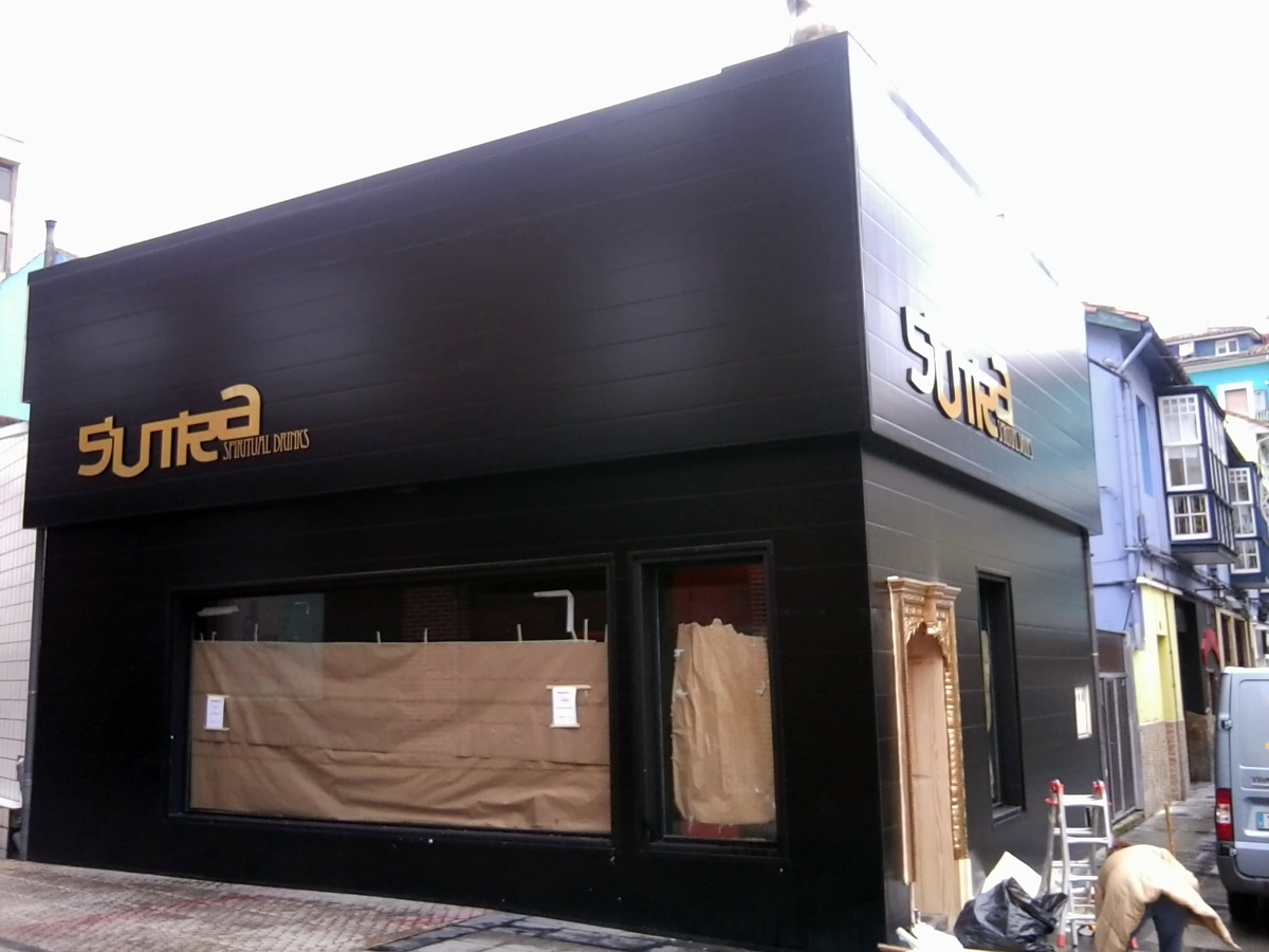 Fachadas para locales.