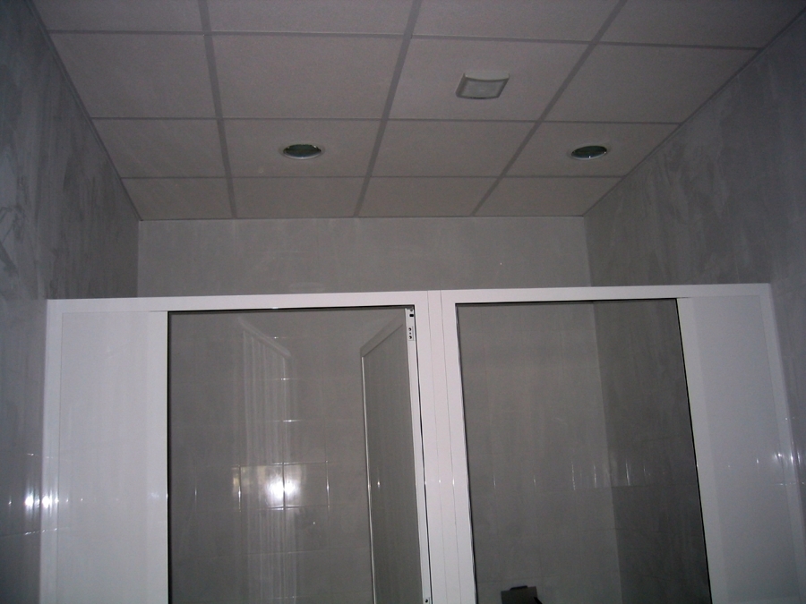 Falso techo con acabado vinilico