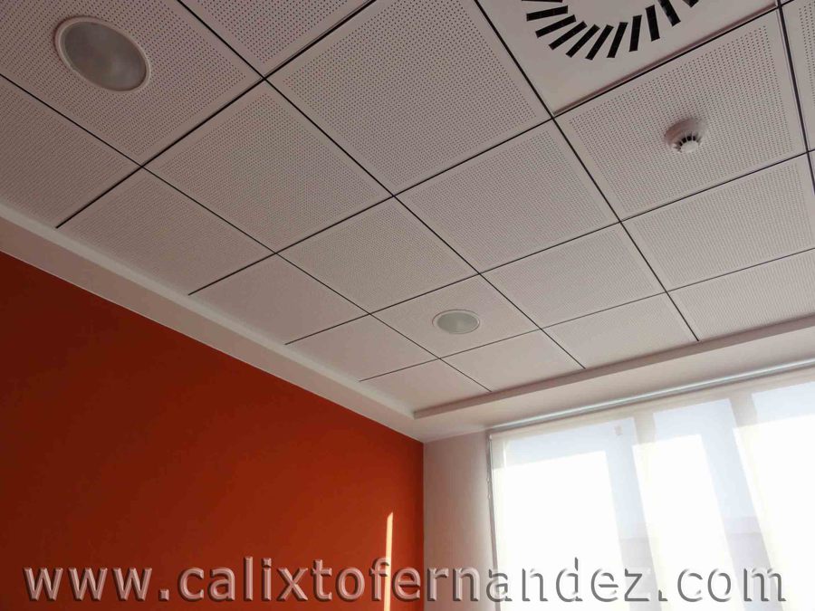 Falso techo fibra mineral
