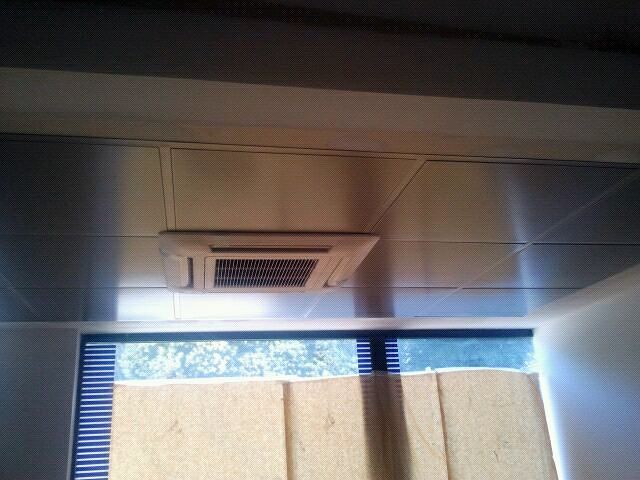 falso techo metalico registrable