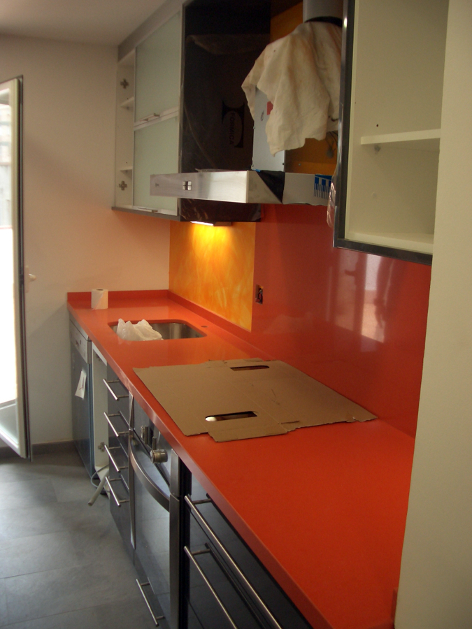 Fase avanzada de obra en cocina.