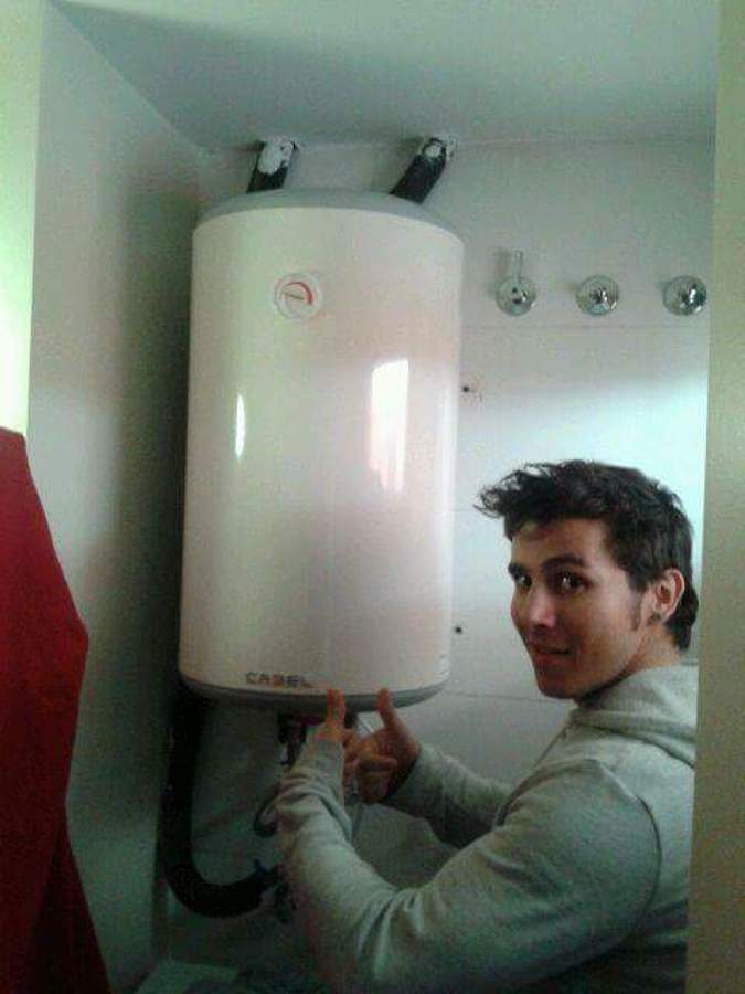 Termo eléctrico de 80 lts Vertical