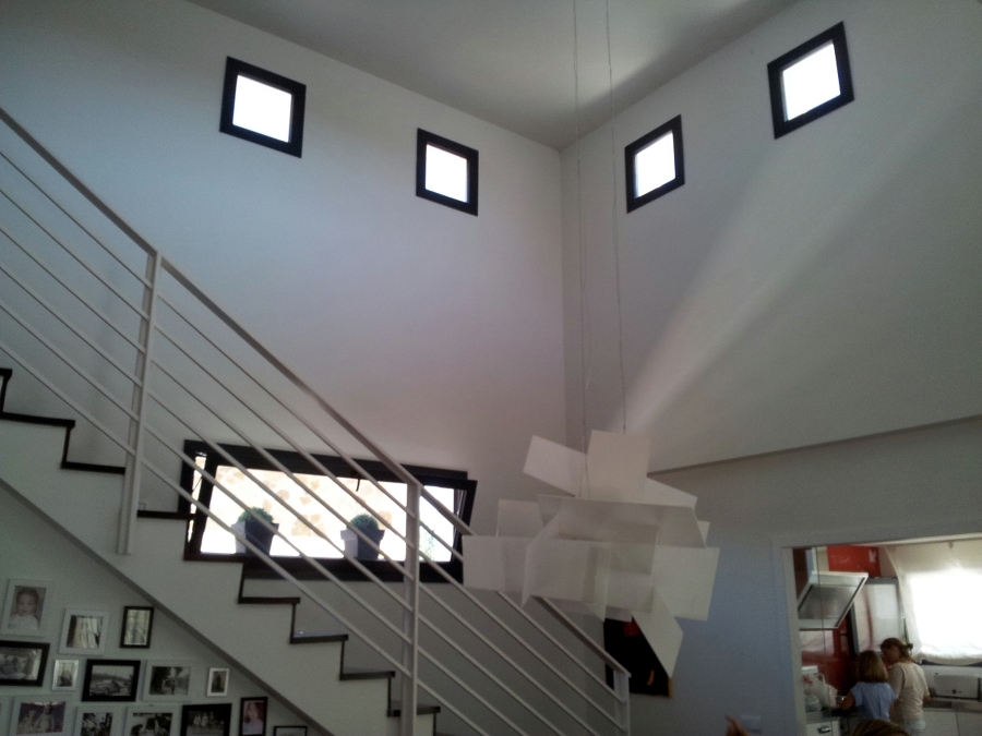 Fijos y pivotante pvc Schüco color gris oscuro