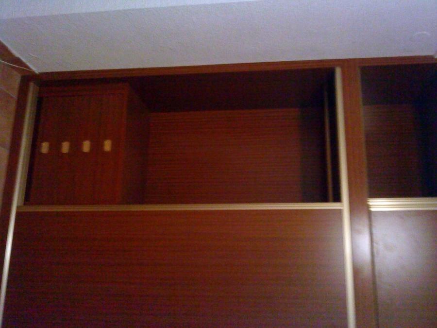 FORRO Y FRENTE DE ARMARIO