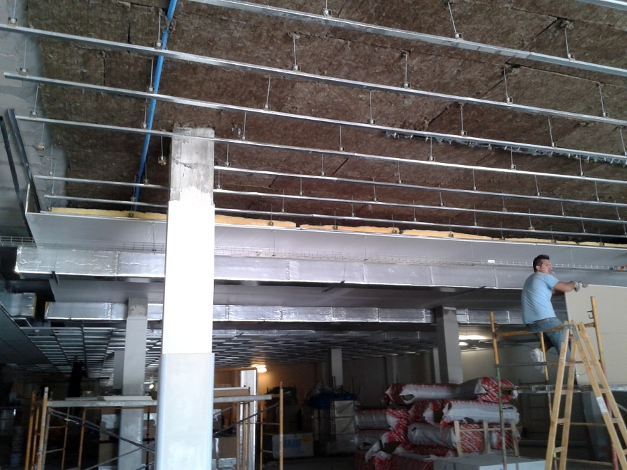 Insonorizacion supermercado DIA% en barbate