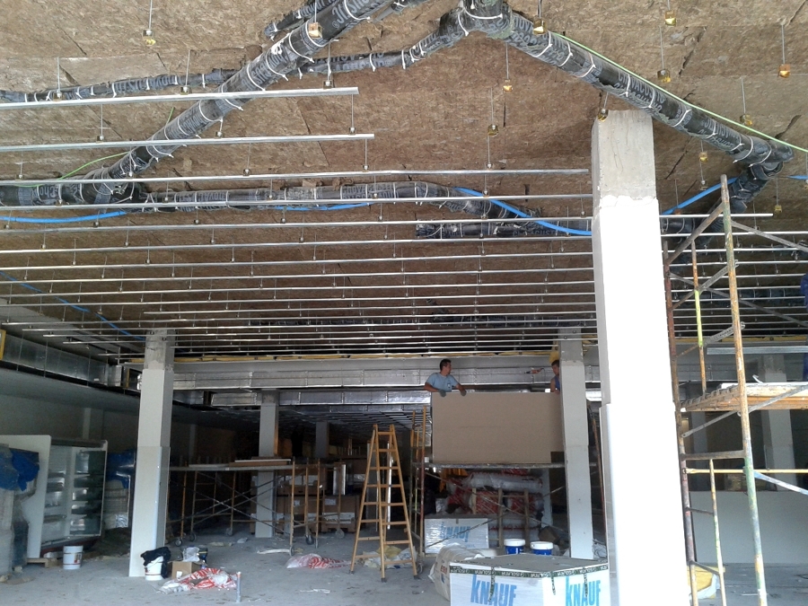 Insonorizacion supermercado DIA% en barbate