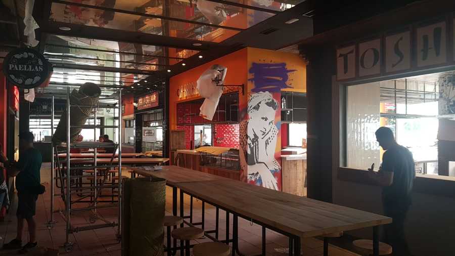 Carpintería y montaje Centro Comercial Magaluf