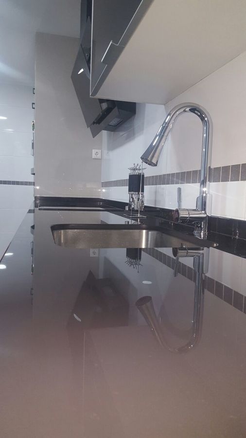 ENCIMERA DEKTON X GLOSS