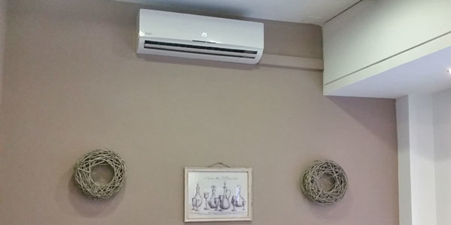 INSTALACION CON CANALETA