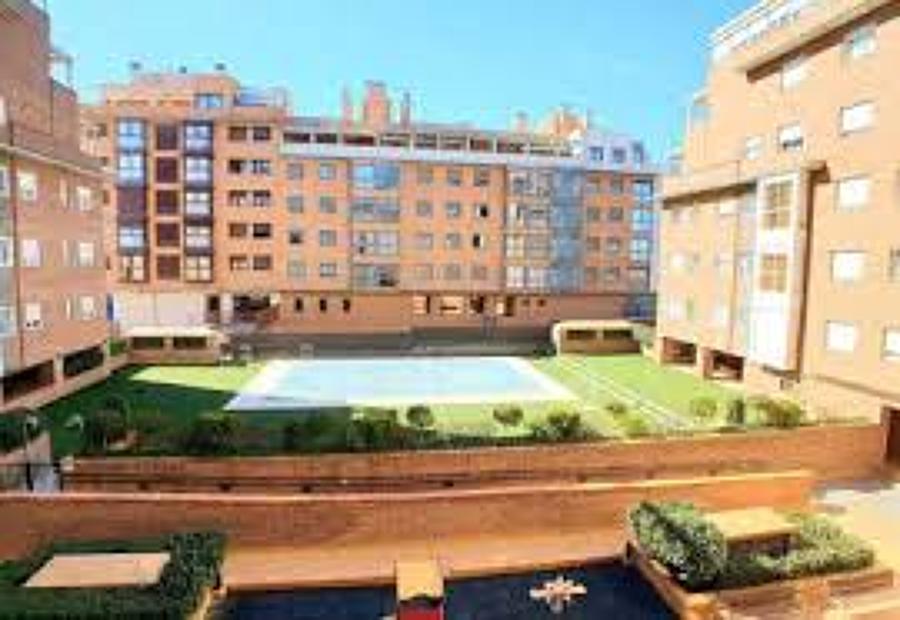 Limpieza y Mantenimiento en Comunidad