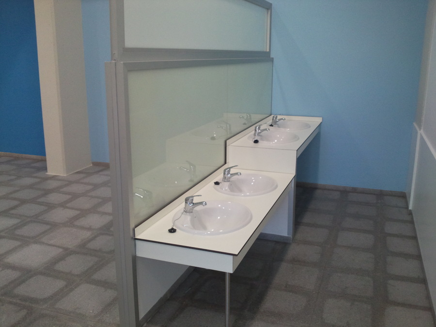 EJECUCIÓN DE COMEDOR ESCOLAR, EN COLEGIO PUBLICO SAGRADO CORAZÓN,  OLIVA DE MERIDA.