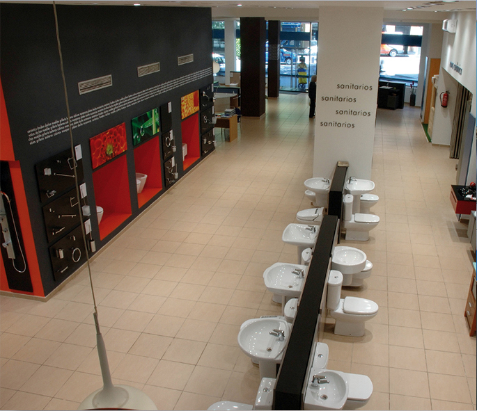 FOTO1 EXPOSICION C/ RIOS ROSAS 9  MADRID