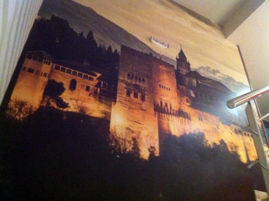 FOTOMURAL EN ESCALERA