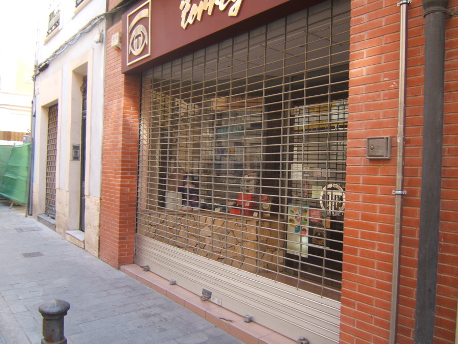 Puerta enrollable para comercio