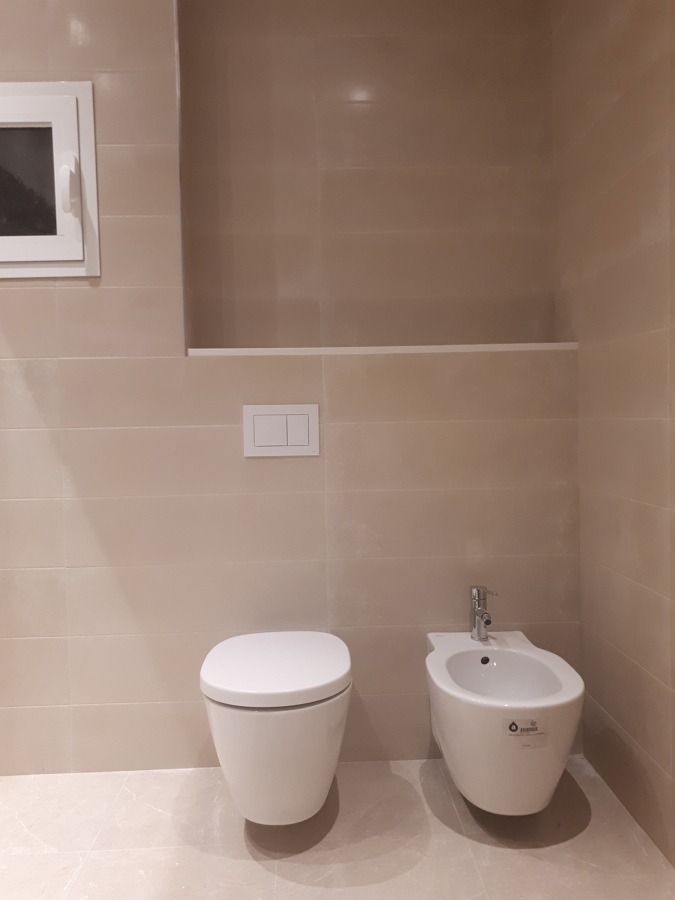 Water  y bidet suspendido