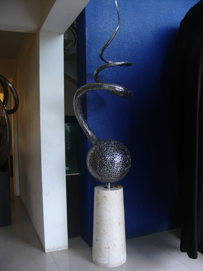 Obra de Autor en acero firmada