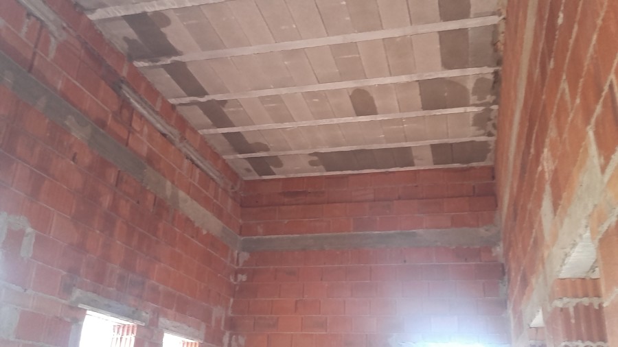 Estructura de chalet  en finca rustica