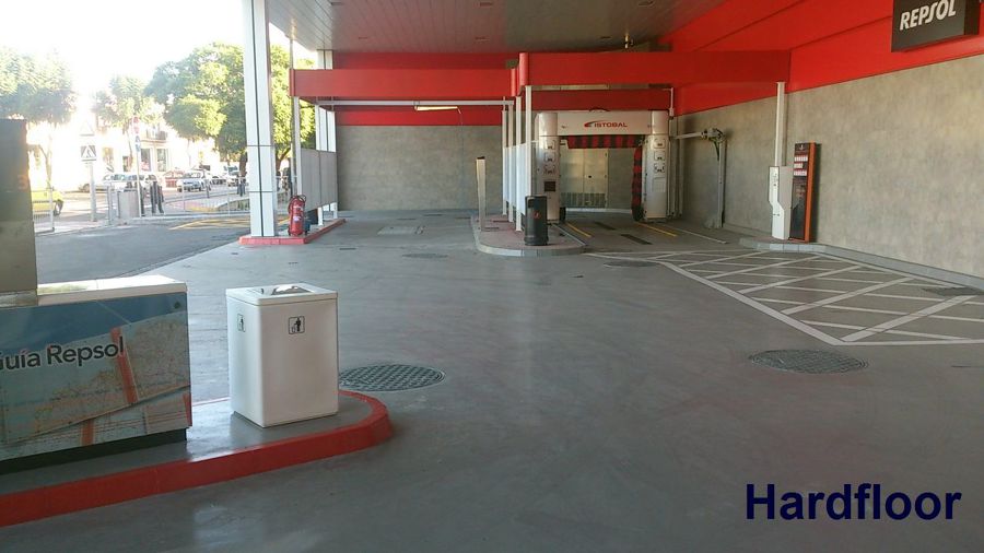 gasolinera con pavimento epoxi industrial