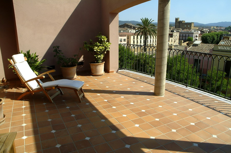 Gres cerámico natural y esmaltado