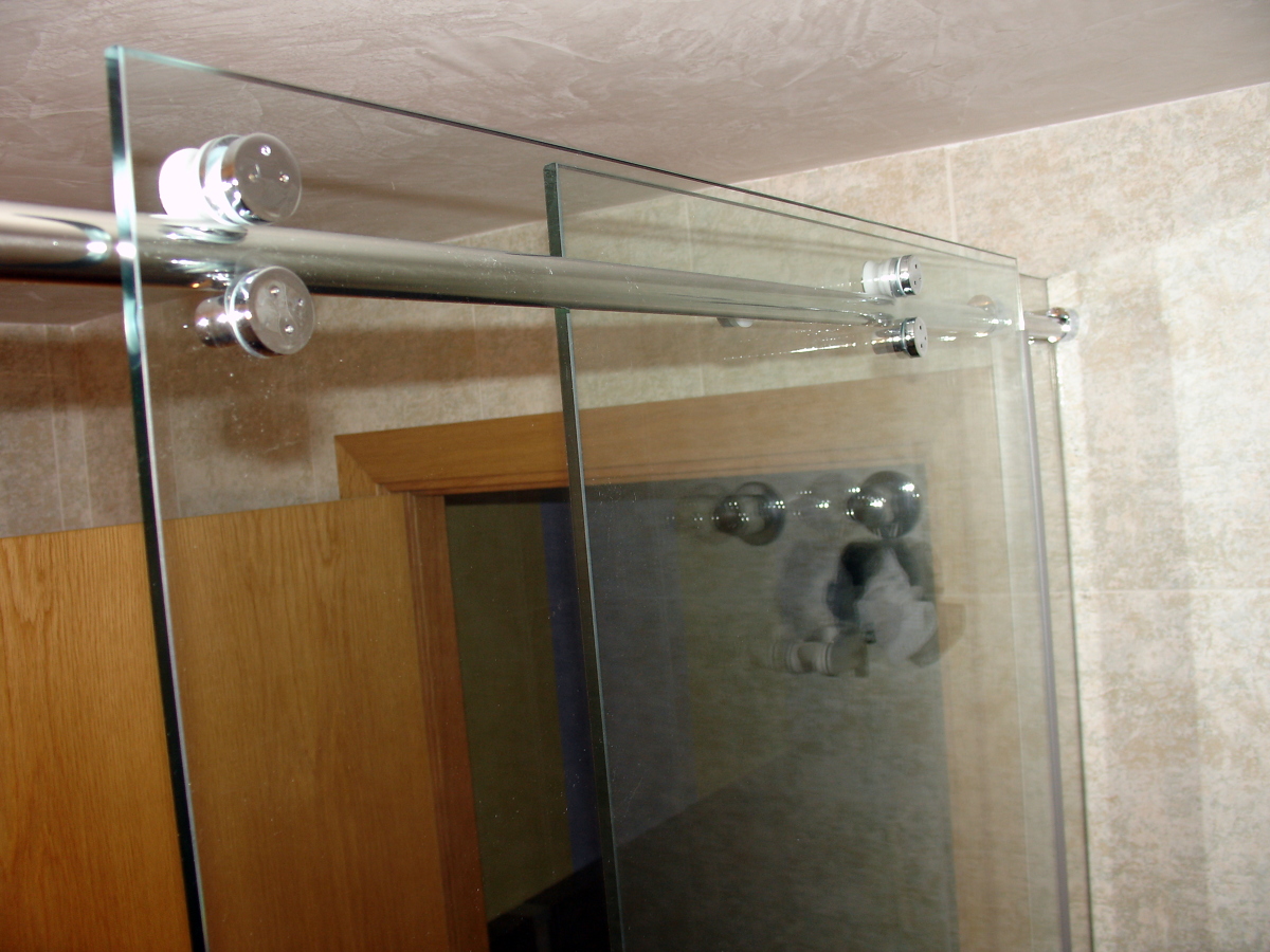 guia mampara de inox.