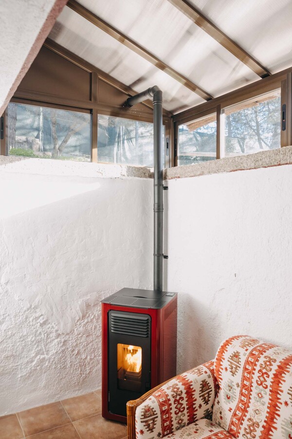 Instalación de estufa de pellet