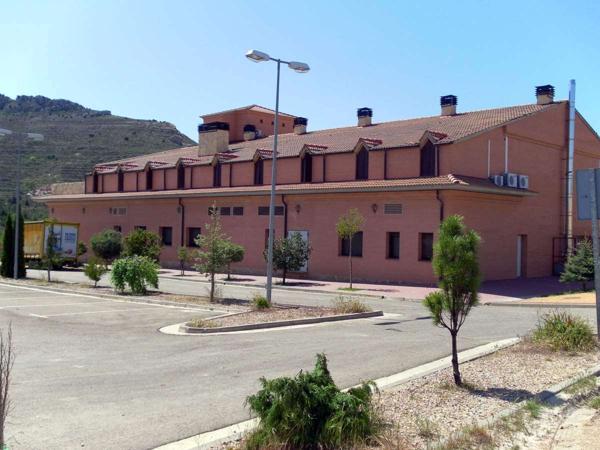 HOTEL DE 3 ESTRELLAS EN ESTERCUEL