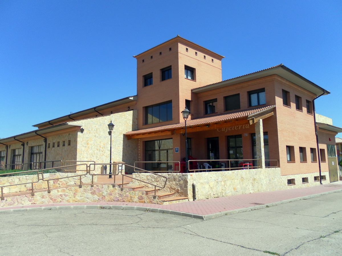 HOTEL DE 3 ESTRELLAS EN MONTALBAN