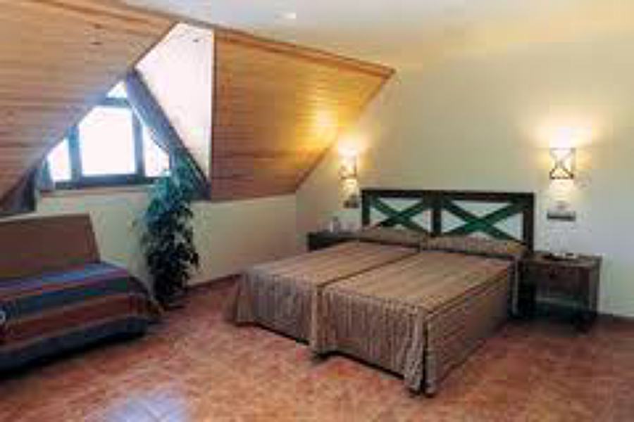 Hotel Por Aine 2000 en Rialp, Lleida.