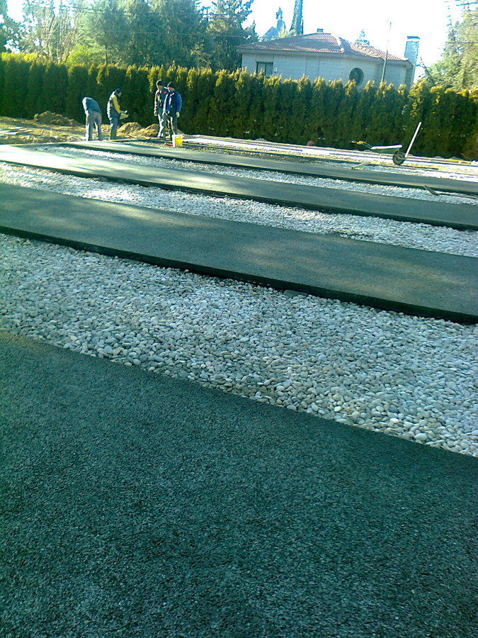 HYDROMEDIA- PREPARACIÓN PISTAS PADEL LAFARGE