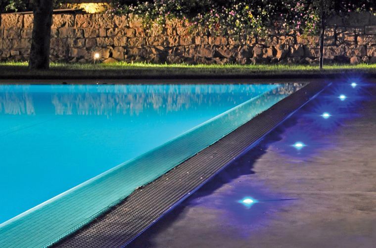 Iluminacion de Piscina