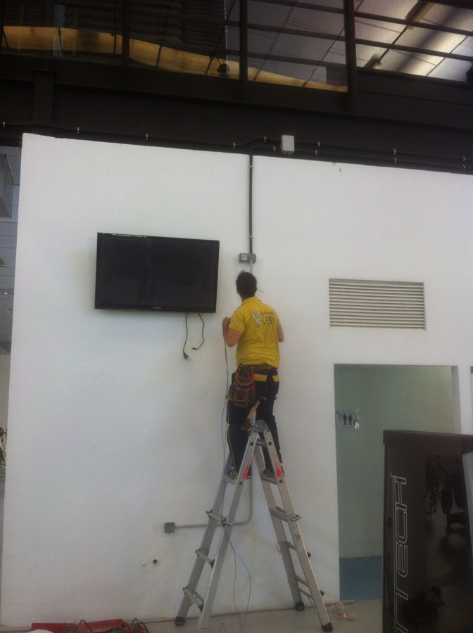 iluminacion en gym alcorcon 2