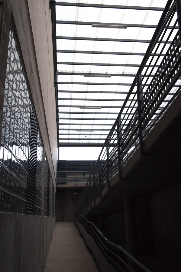 Iluminación en Pabellón Deportivo Colegio Calasancio